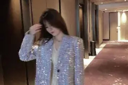 大批明星集体翻车董宇辉遭遇网友：这一次狼真的来了